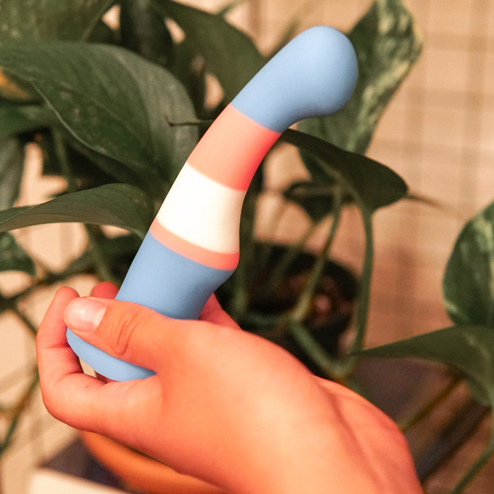 Blush Avant P2 Artisan 6-Inch Curved P-Spot & G-Spot Dildo with Suction Cup Base-4